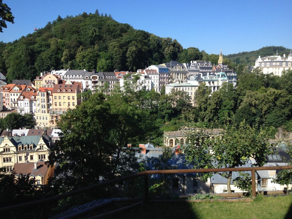 Apartments Vera Karlovy Vary Exterior photo